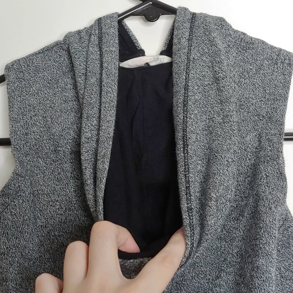 H&M kids sleeveless
